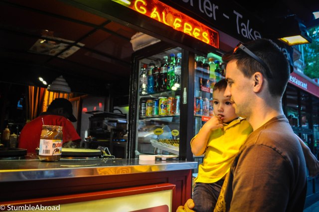 Buying Crepes