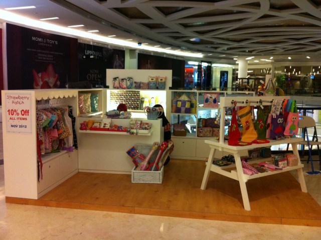 Strawberry Patch in Kemang Lippo Mall