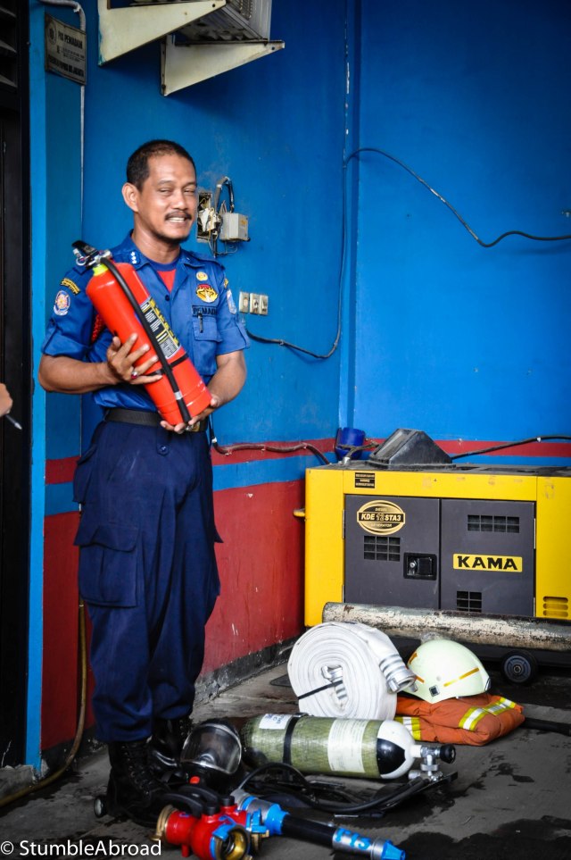 The fireman explaining the different tools 