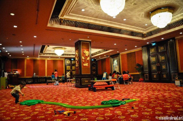 Beautiful function room, fun activities 