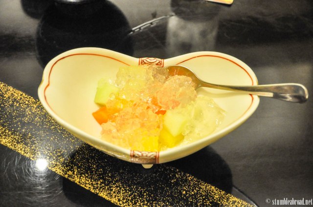 And for dessert, jelly and fruit. 